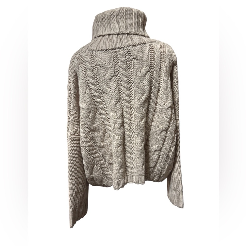 Cozy Cream Cable Knit Sweater - Picture 3 of 8
